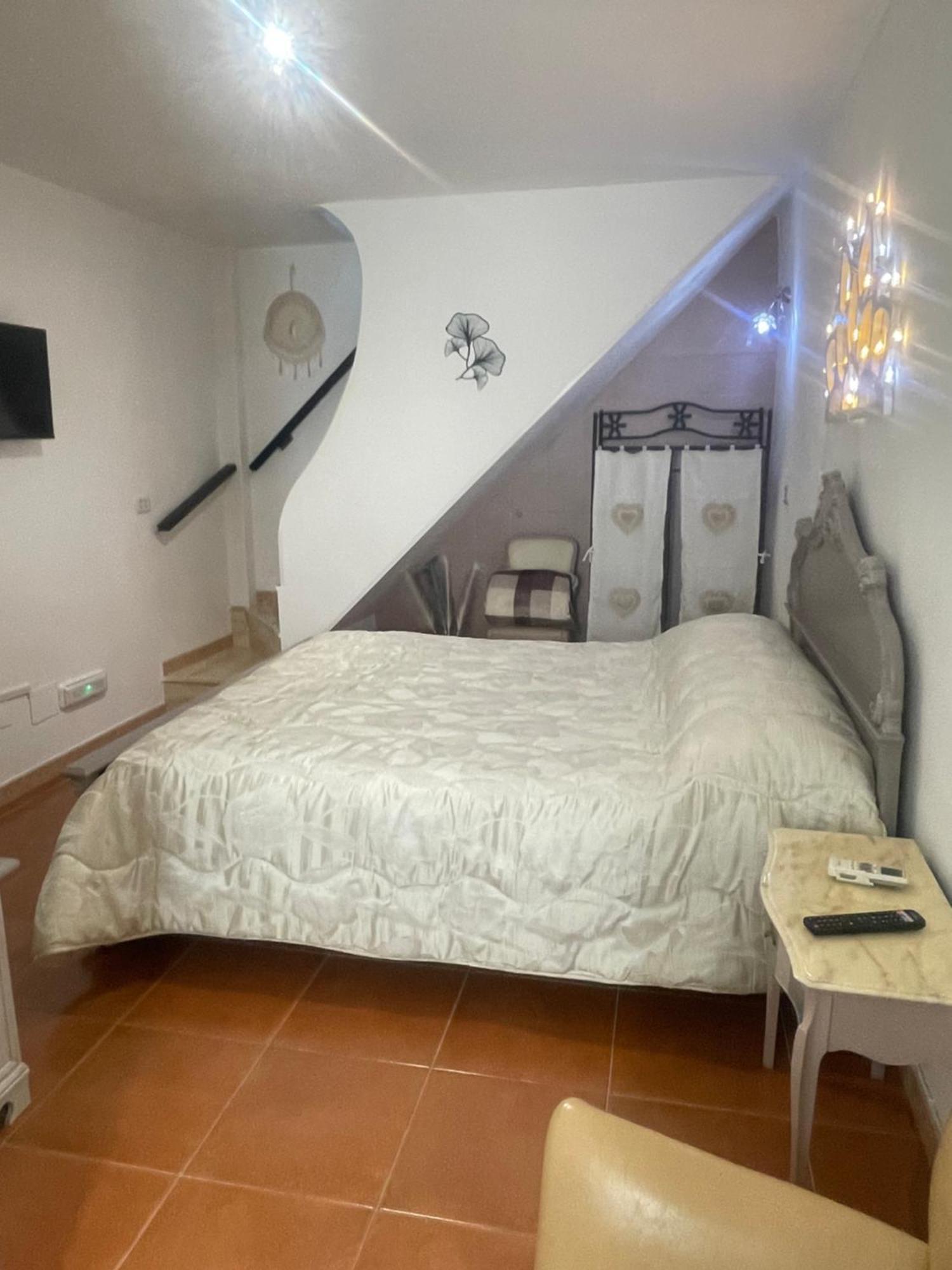 Ferienwohnung Dimora Nel Vico Monopoli Exterior foto