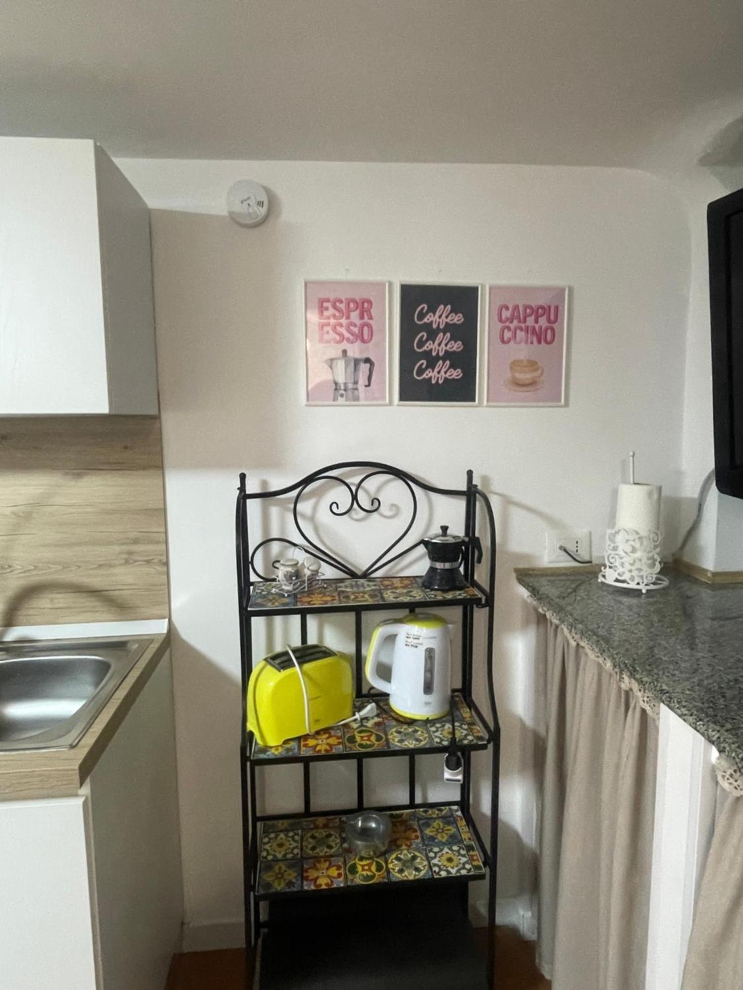 Ferienwohnung Dimora Nel Vico Monopoli Exterior foto
